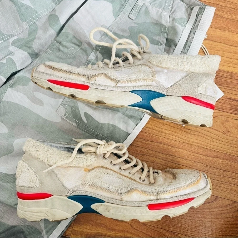Chanel tennis shoes/ sneakers size 37 twill cream